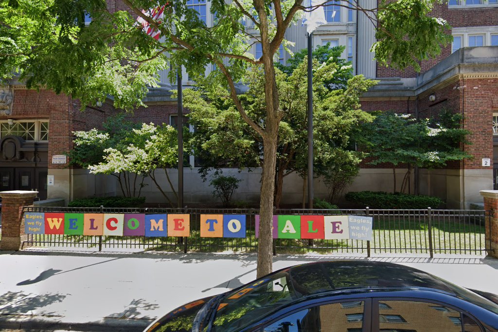 Gale Elementary School Community Academy