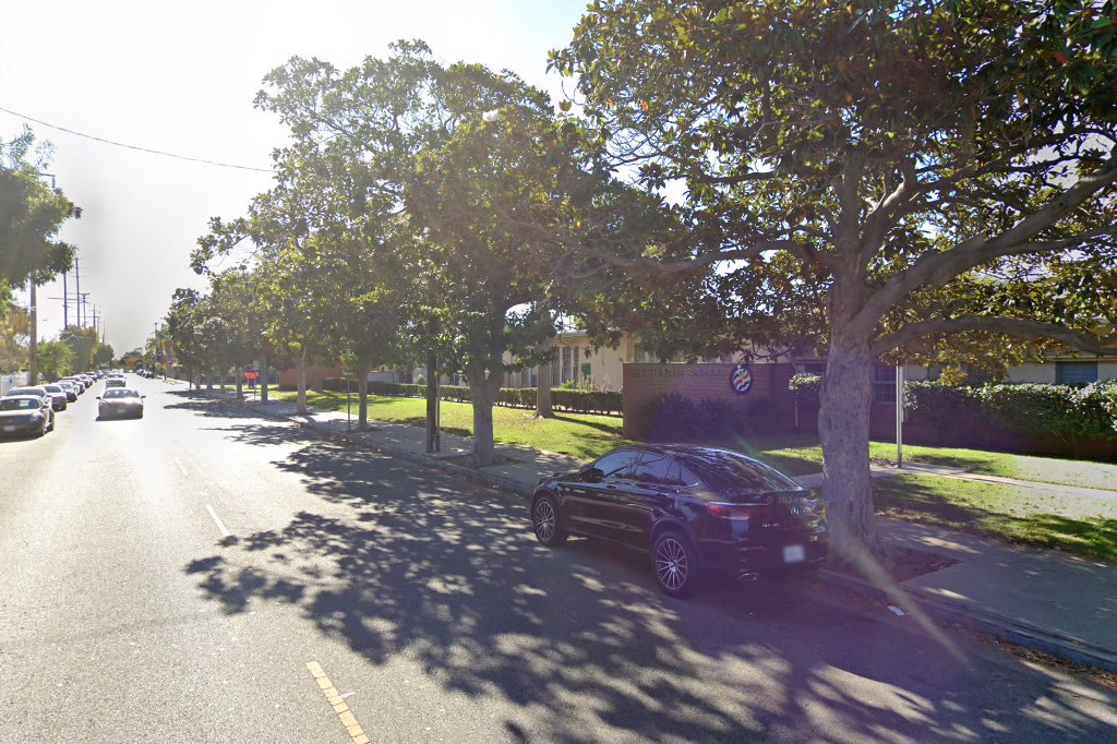 Beethoven Street Elementary School