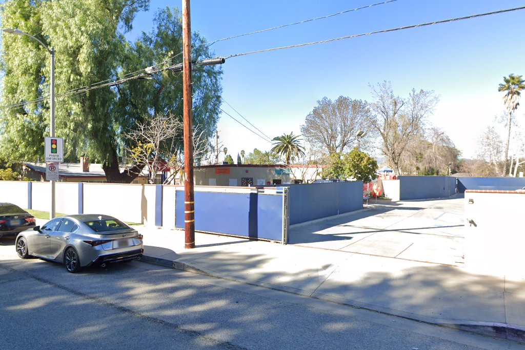 Childs World School - Encino