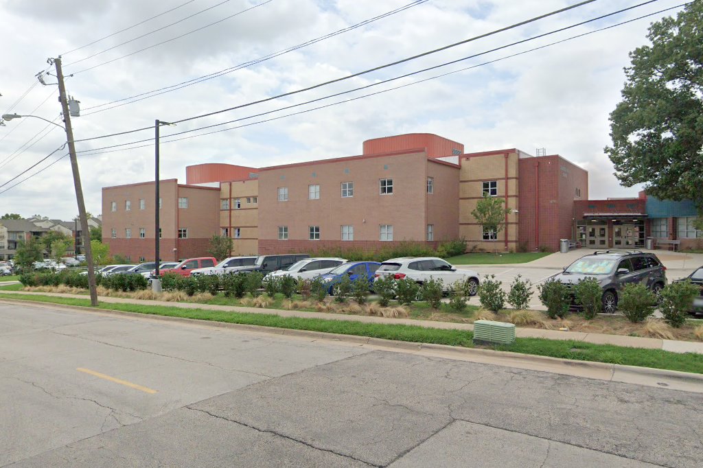 Oran M Roberts Elementary School