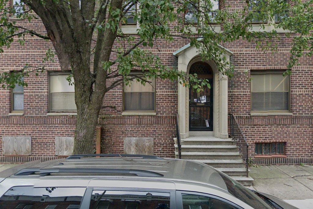 McDaniel Delaplaine School