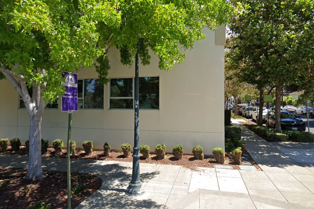 National Holistic Institute - Emeryville Massage School