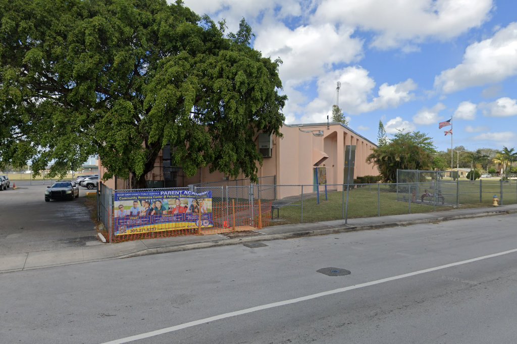 Miami Lakes Educational Center, Parkway Campus