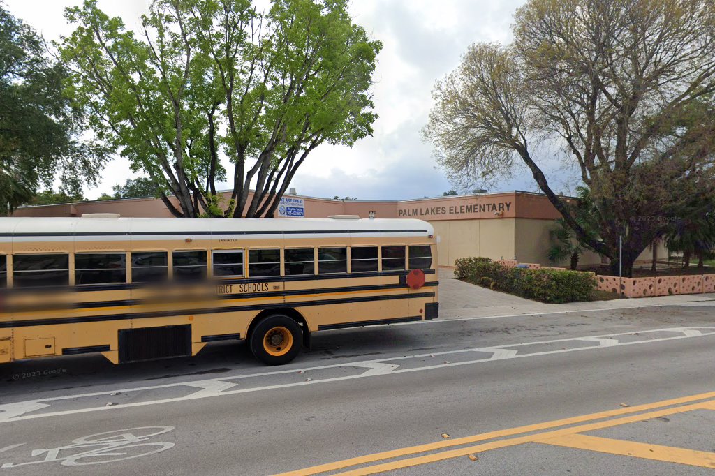 Palm Lakes Elementary School